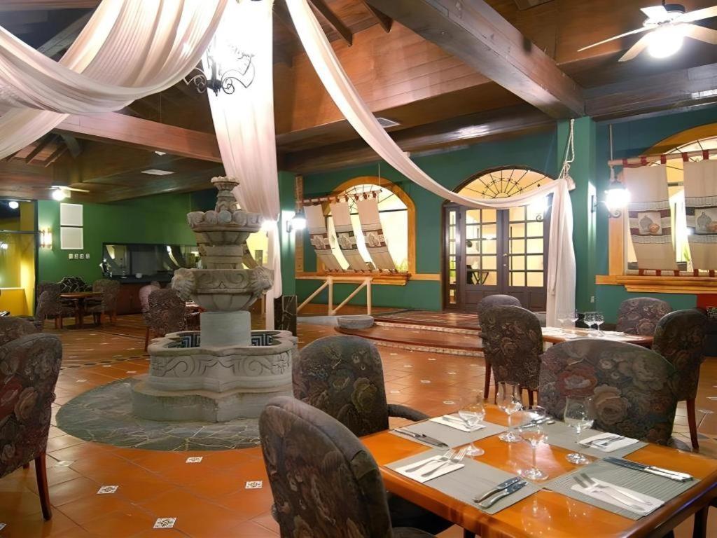 Hotel Melia Panama Canal Colon Exteriör bild